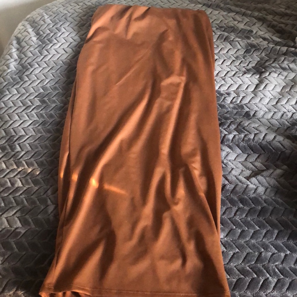Midi pencil skirt